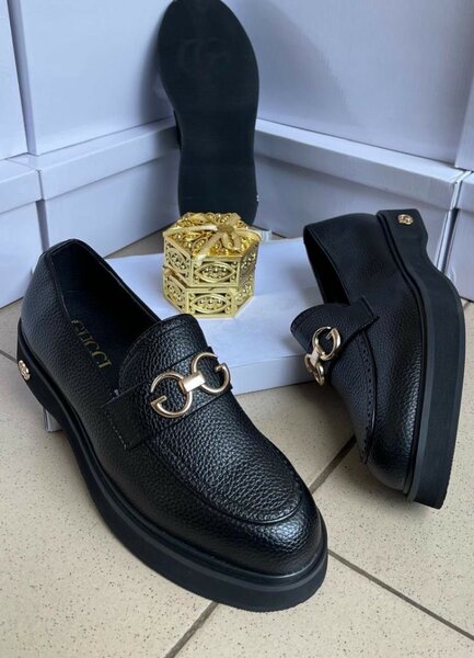 Chaussures hautes qualité super matière