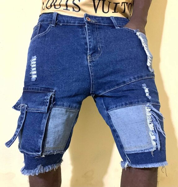 Short jeans