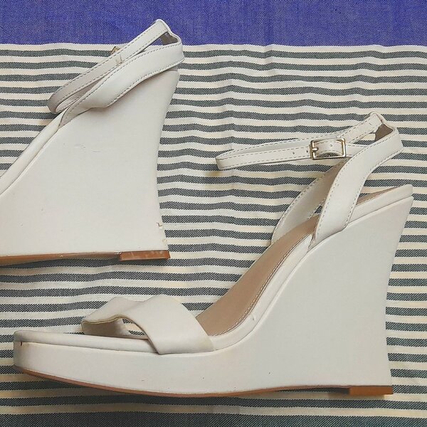 ALDO Sandales compensées