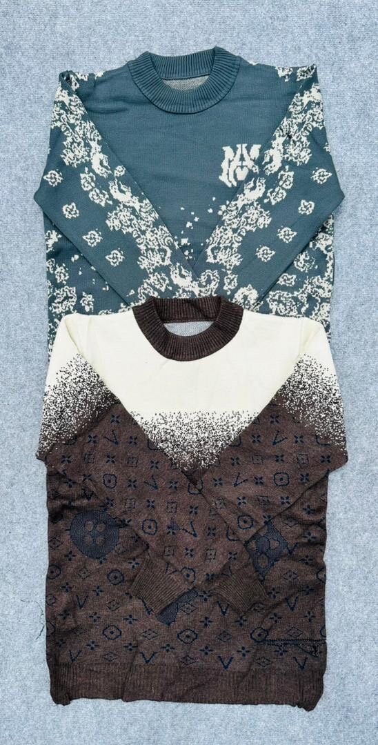 Pulls à motifs mixtes