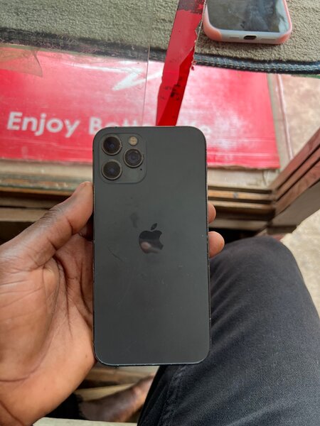 iPhone Pro Max Noir 128