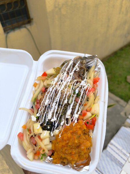 Plat De Poisson Carpe Braisé