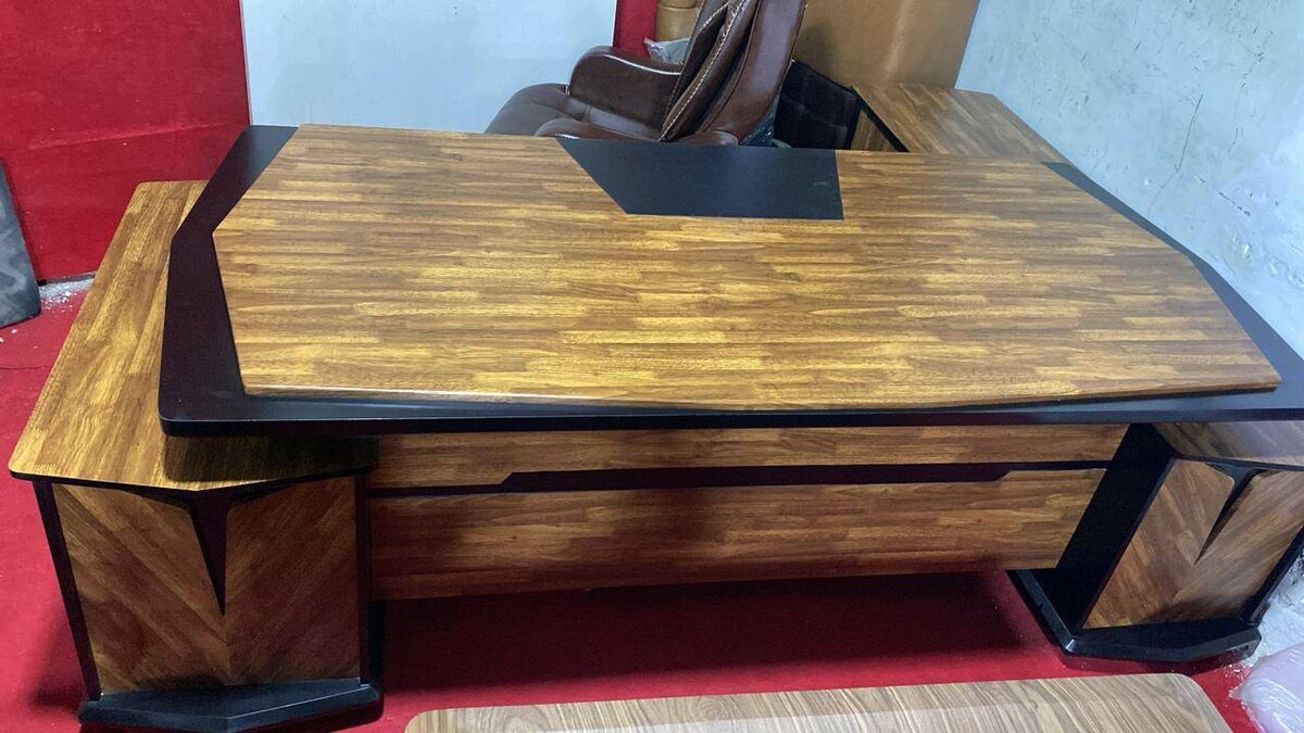 Office table