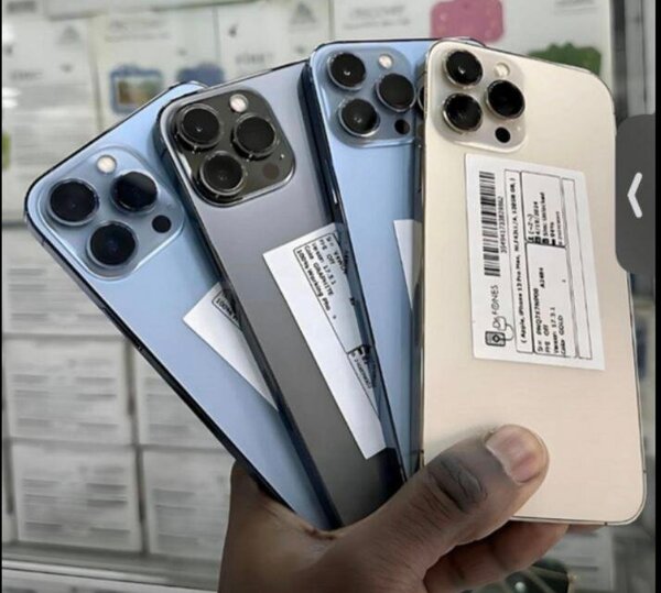 iPhone 13 pro 128 Go