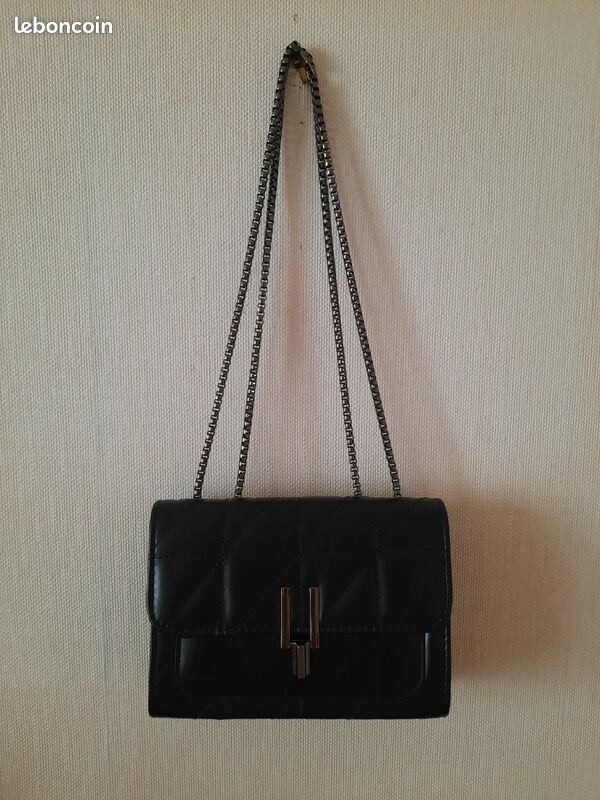 Sac à main élégant noir