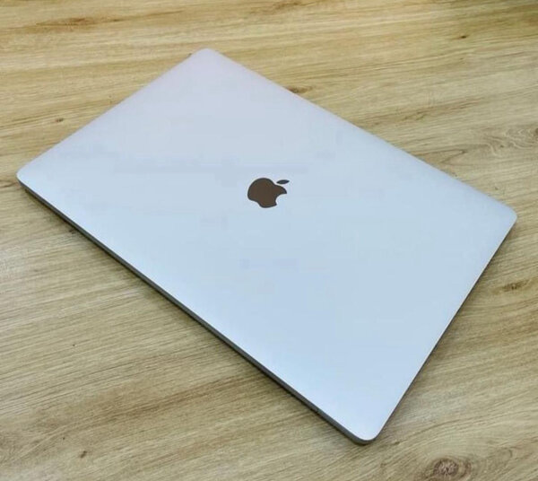 MacBookPro 2016 COR i7 16/256