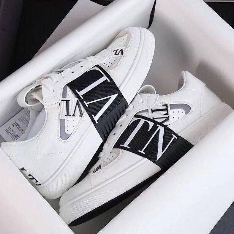 Baskets Valentino blanches
