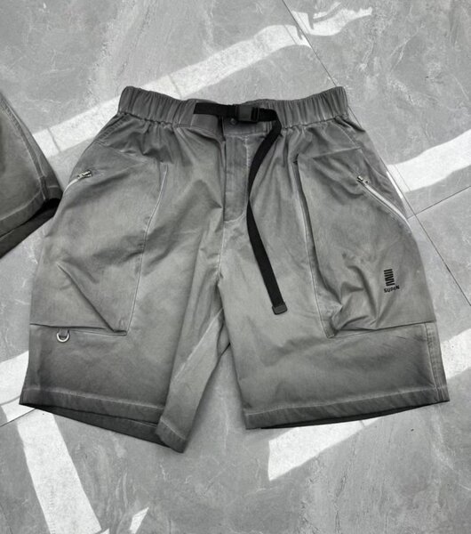 Ensemble gris décontracté