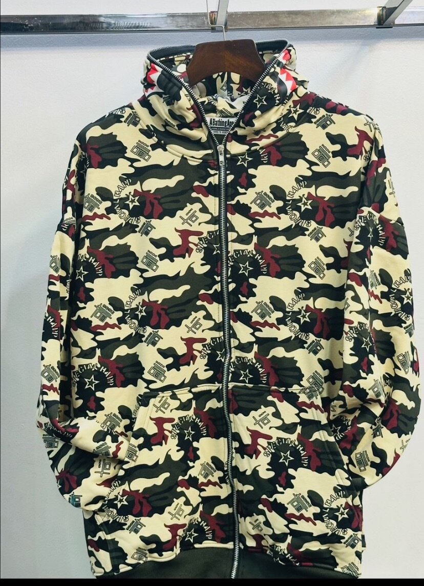 Sweat à capuche tendance