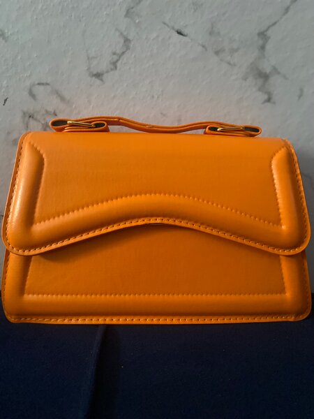 Sac à main coloré tendance