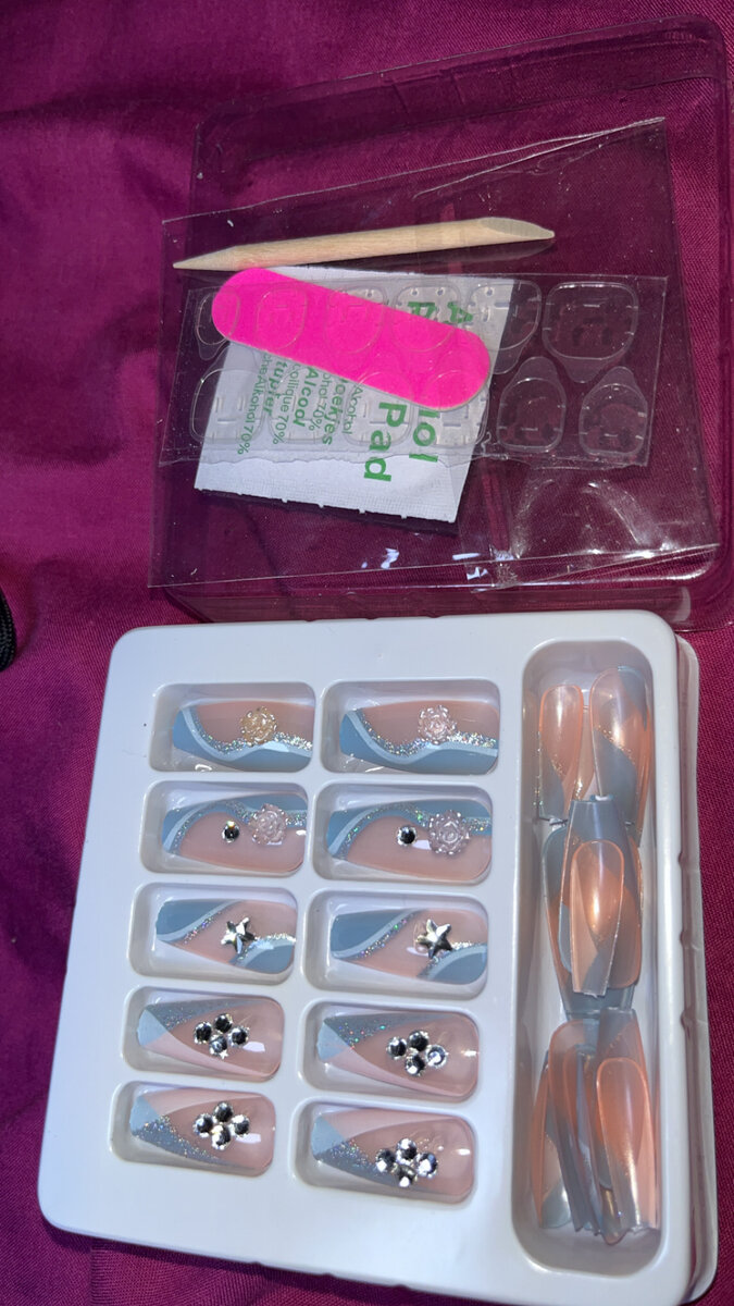 Faux ongles pour femmes, 24 pièces