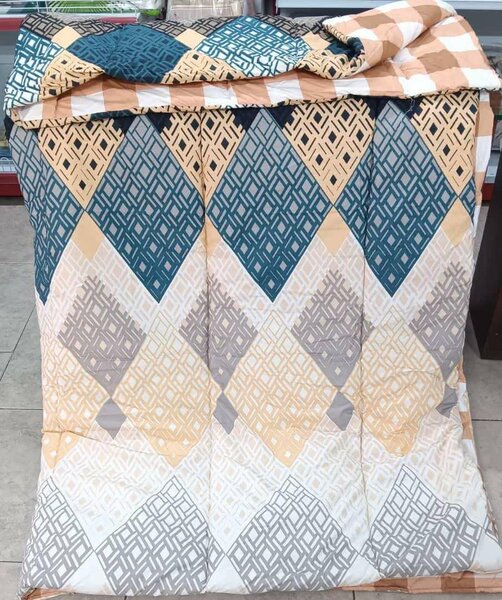 Couette légère colorée 3 place