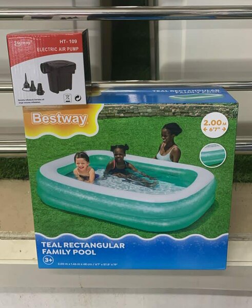 Inflatable pool ring