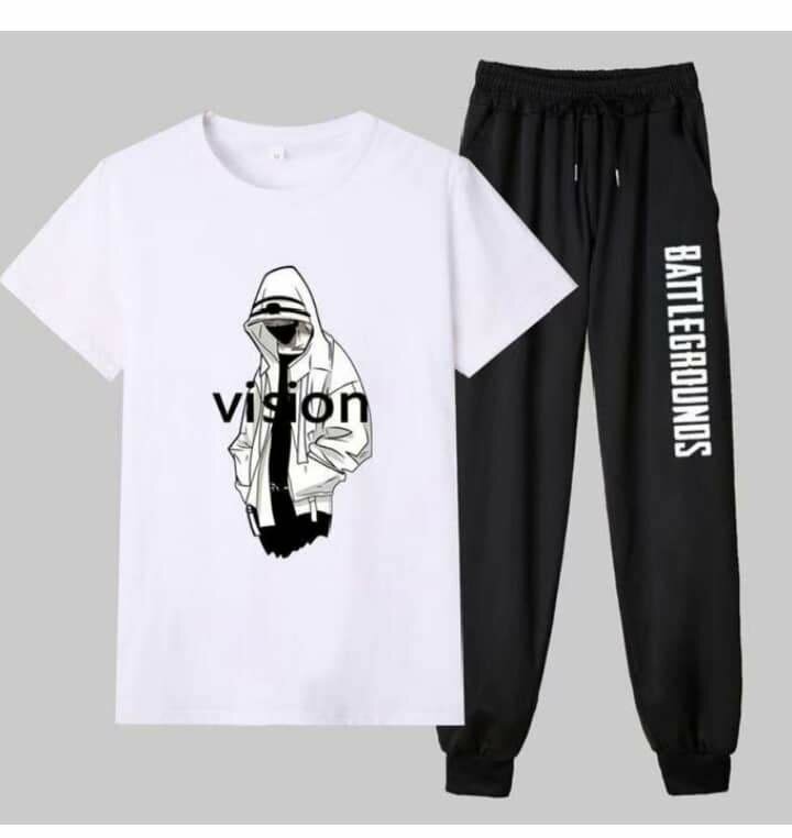 Ensemble t-shirt et pantalon