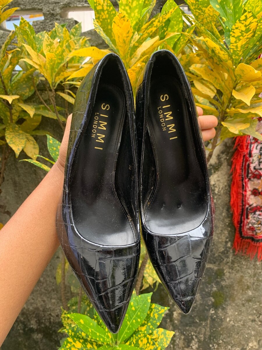 Escarpins Noir Simmi London