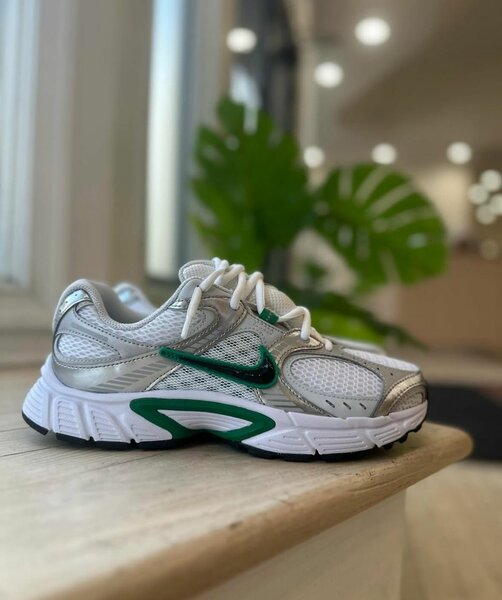 Baskets Nike v5 rnr