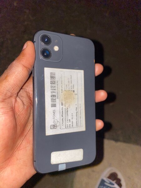 iPhone 11 ( 128 giga )