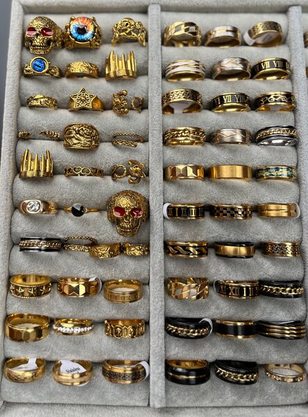 Bagues en acier inoxydable doré