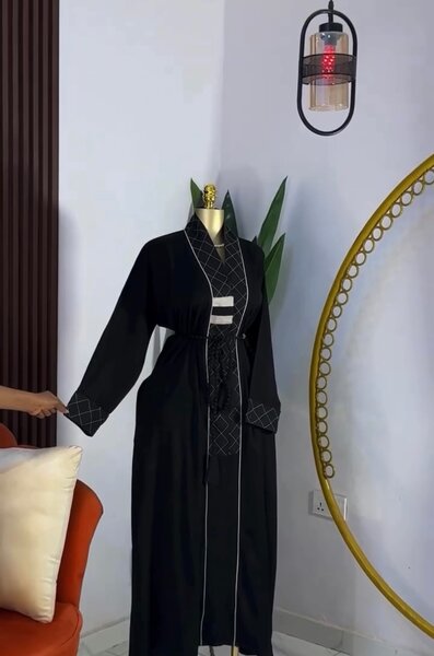 Elegant Black Abaya