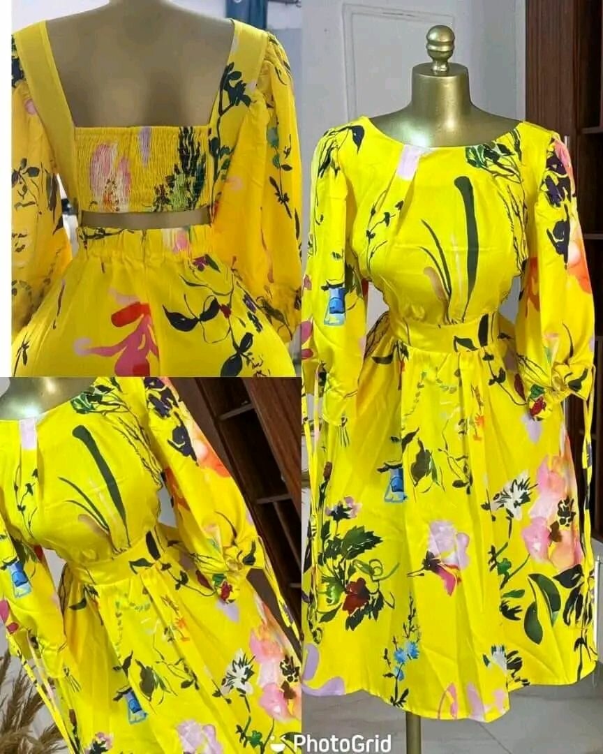 Robe fleurie jaune élégante