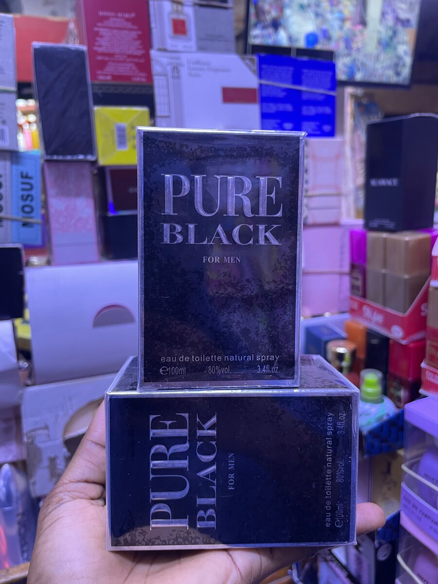 Pure black perfume