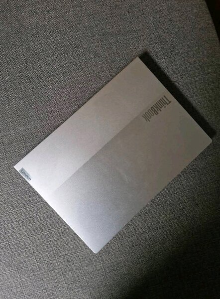 Ordinateur portable fin et puissant