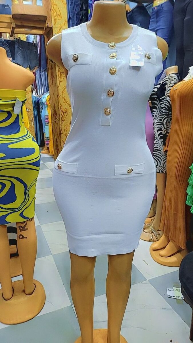 Robe moulante élégante femme