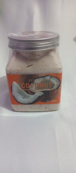 Coconut face & body scrub