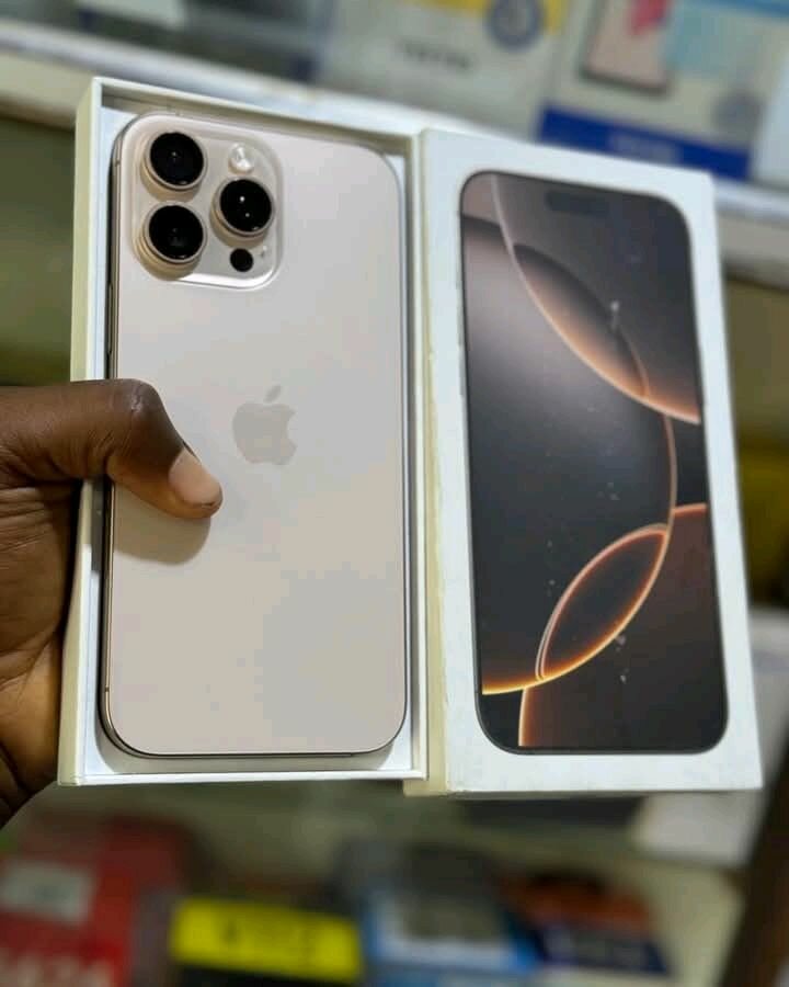 iPhone 16 Pro Max Argent