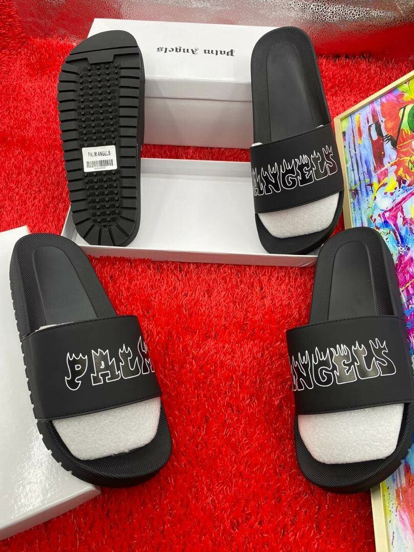 Branded high quality slippers