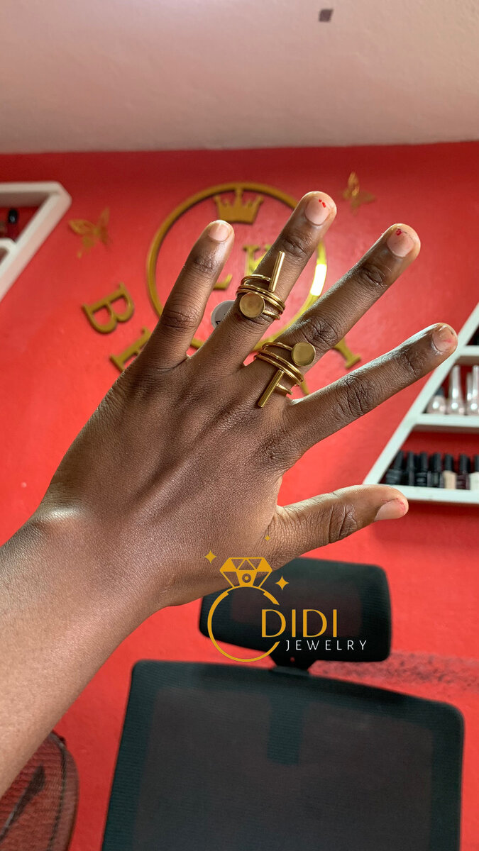 Bagues en or élégantes en perles