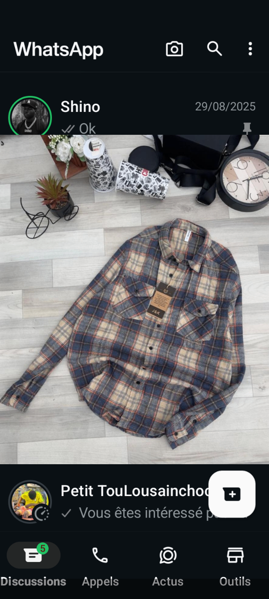 Chemise à carreaux décontractée