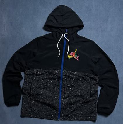 Nike Air Jordan windbreaker size: M