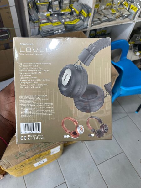 Samsung level on Pro Headphone