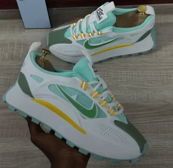 Baskets de sport en mesh