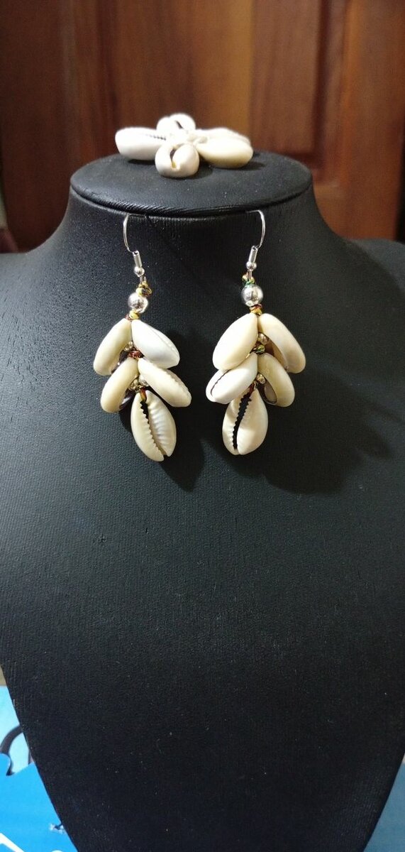 Boucles d'oreilles cauris n°2