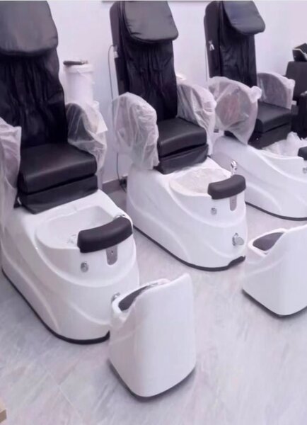 Complete Pedicure Massaging Machine with stool