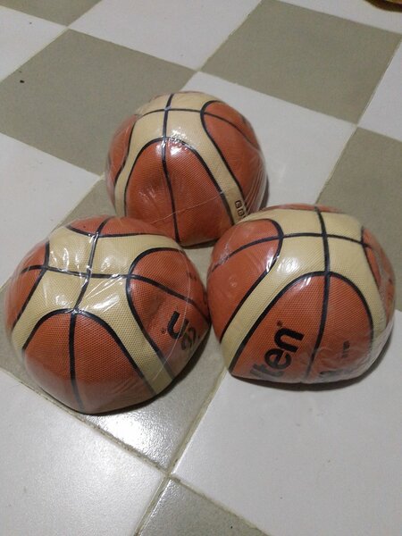 Ballon de basket professionnel