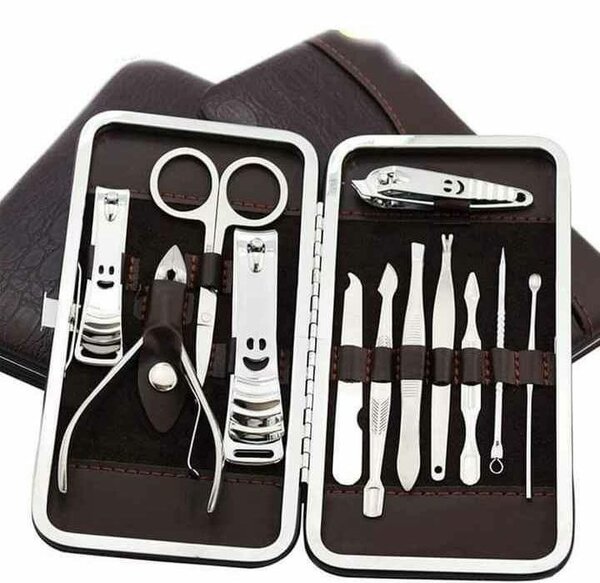 Set manucure pédicure complet