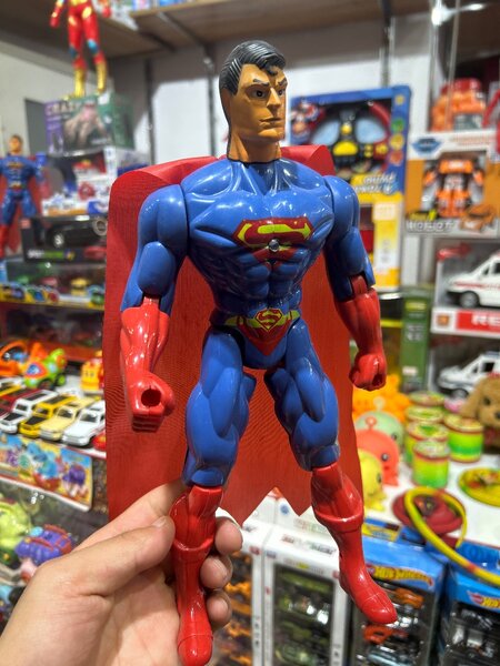 Игрушка супермен