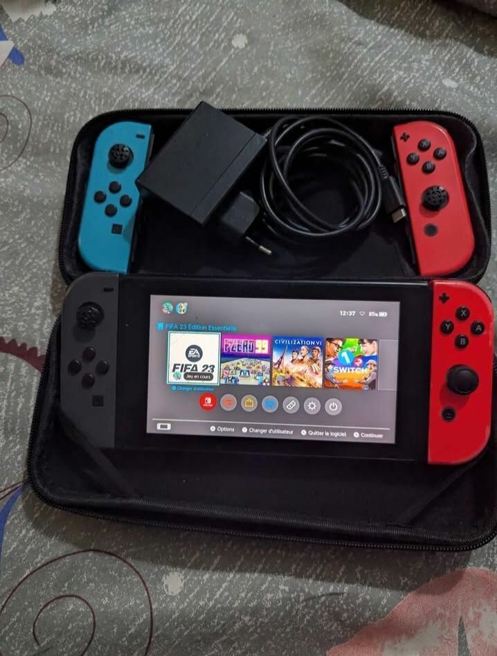 Console de jeu portable PSVita + Switch