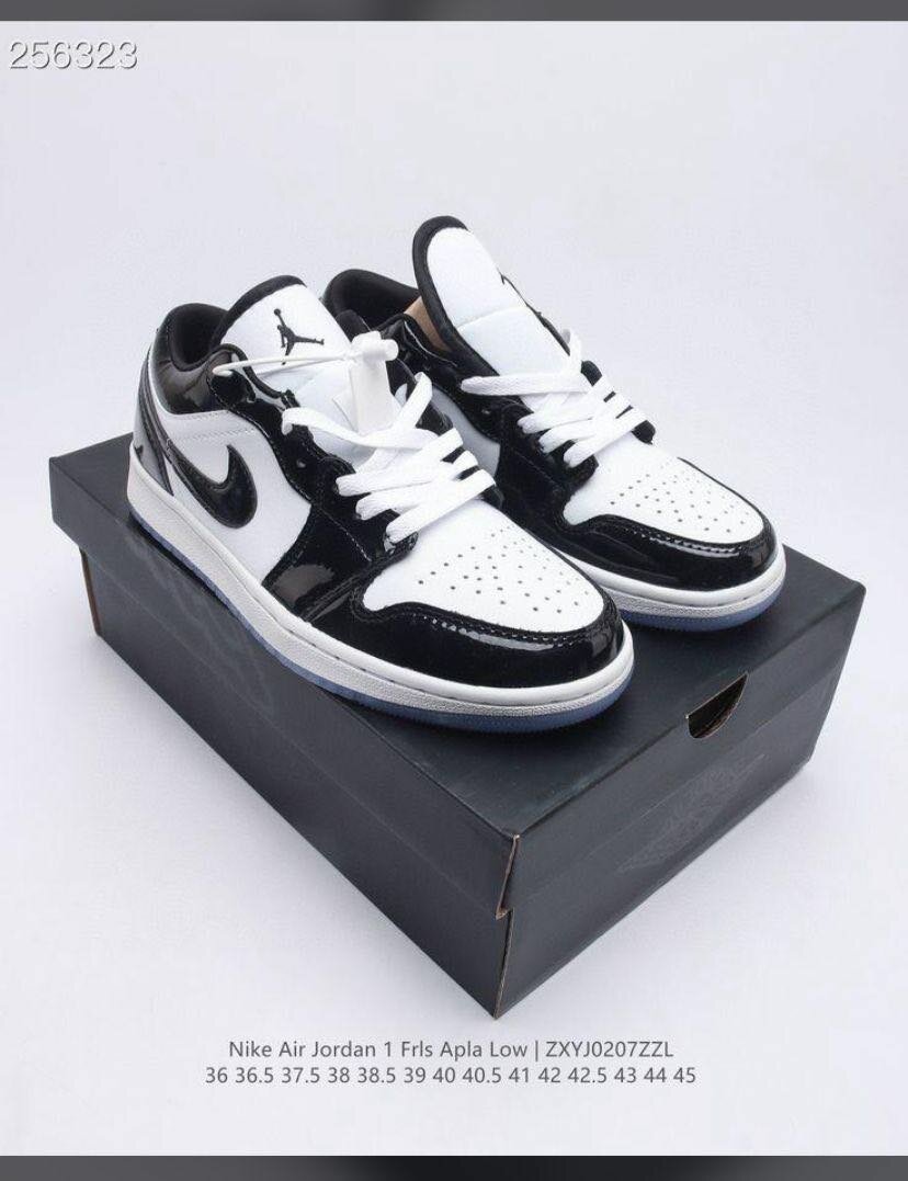 Jordan (1) low top