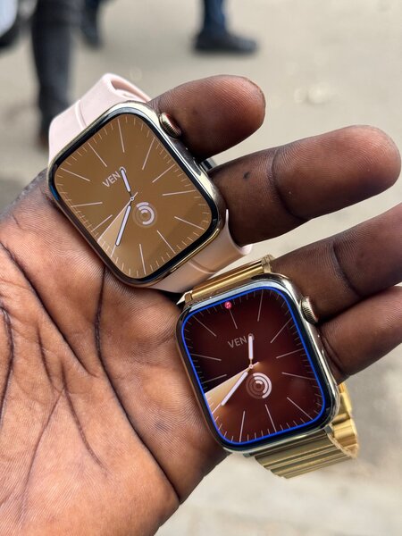 Apple Watch séries 7 aciers