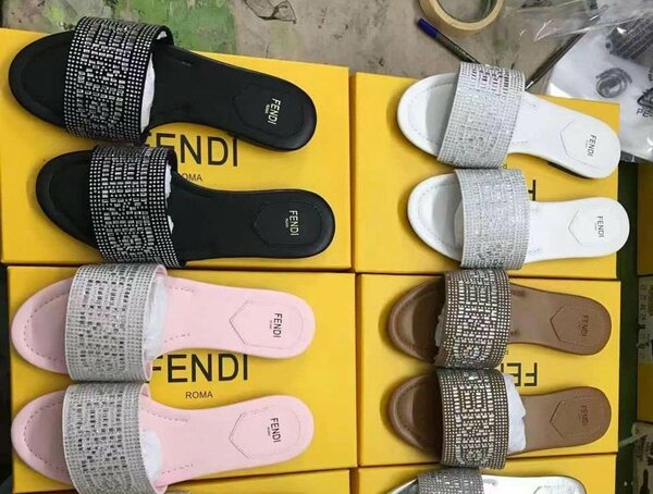 ladies slippers