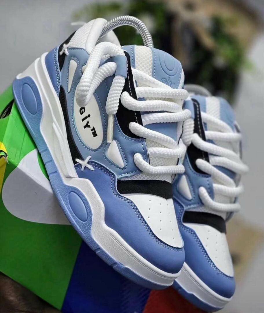 Stylish Sneakers Unisex