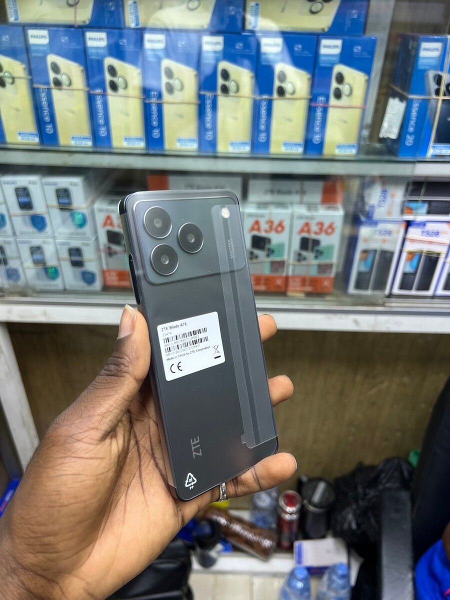 ZTE Blade A76 Smartphone