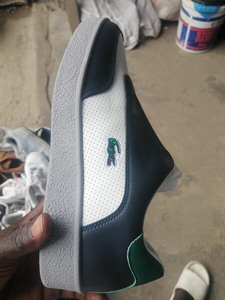 Sneakers style slip-on en cuir