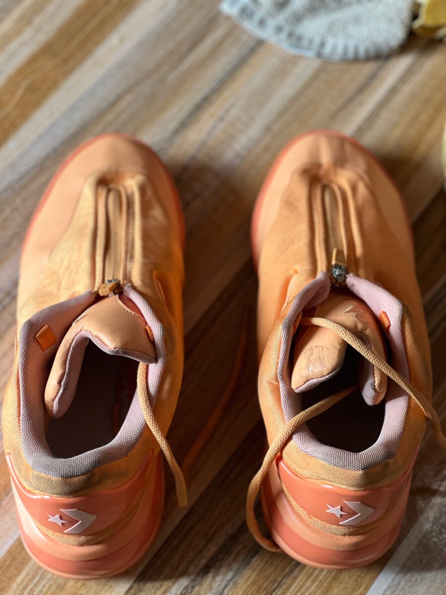 Sneakers orange unisex mode