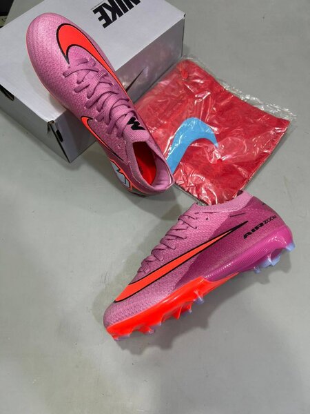Nike Mercurial Vapor XIII