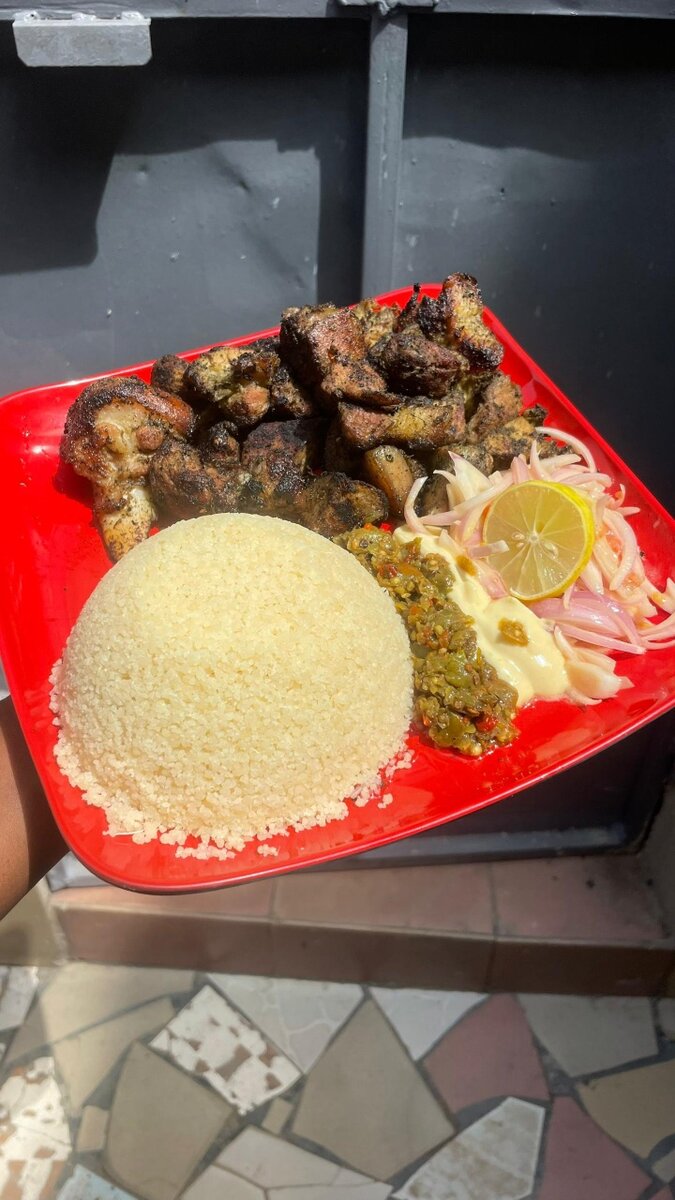 Porc braisé, sauté, choucouya